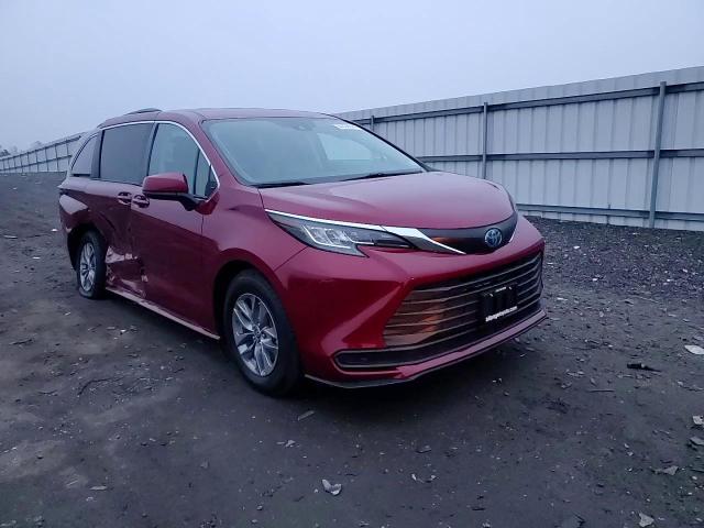 2022 Toyota Sienna Le VIN: 5TDKRKEC3NS089922 Lot: 84339594