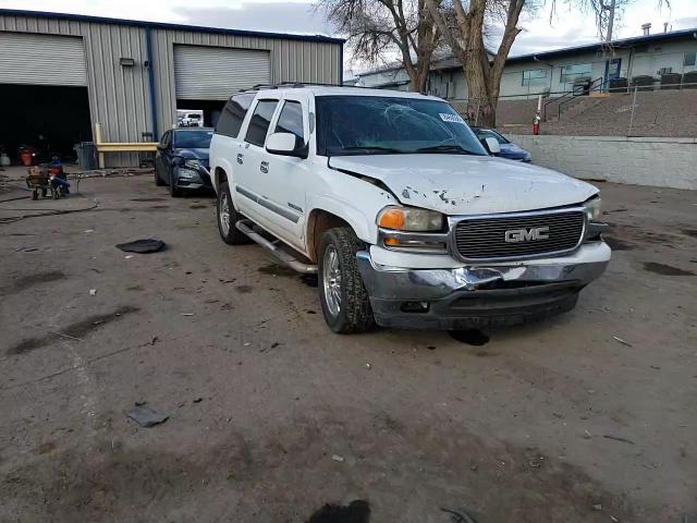 2005 GMC Yukon - Image 12