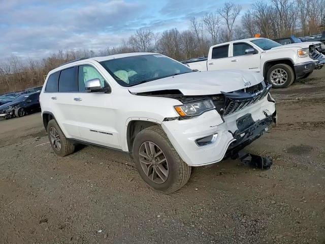 2018 Jeep Grand Cherokee - Image 12