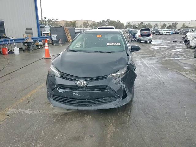 2018 Toyota Corolla - Image 13