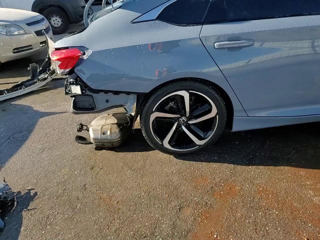 2022 Honda Accord - Image 14