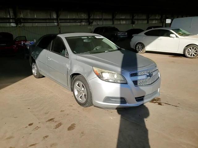 2013 Chevrolet Malibu - Image 10