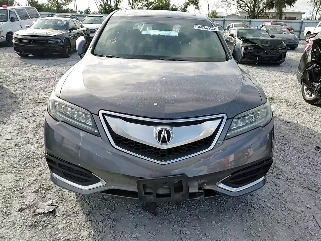 Фото: 5J8TB4H36HL008452