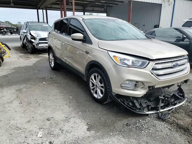 2017 Ford Escape Se VIN: 1FMCU0GDXHUB19779 Lot: 94060525