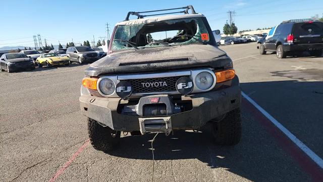 2007 Toyota Fj Cruiser VIN: JTEBU11F470083556 Lot: 95069325