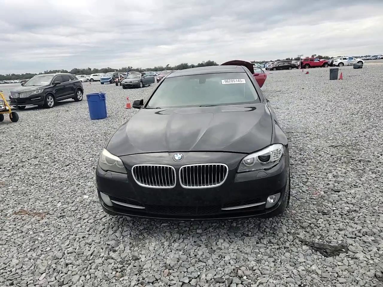 Фото: WBAFR7C56BC804155