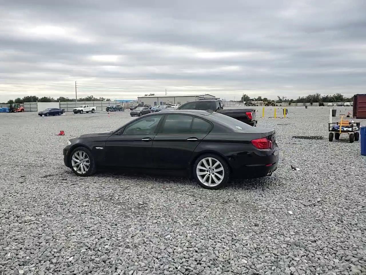 Фото: WBAFR7C56BC804155