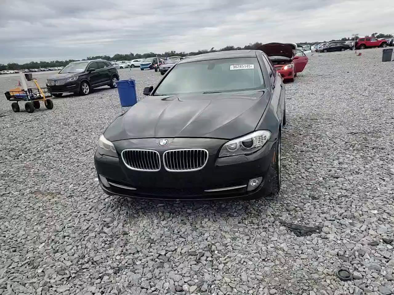 Фото: WBAFR7C56BC804155