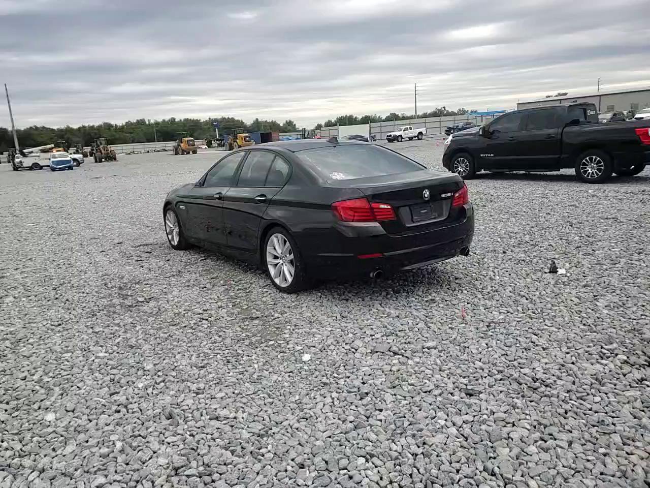 Фото: WBAFR7C56BC804155