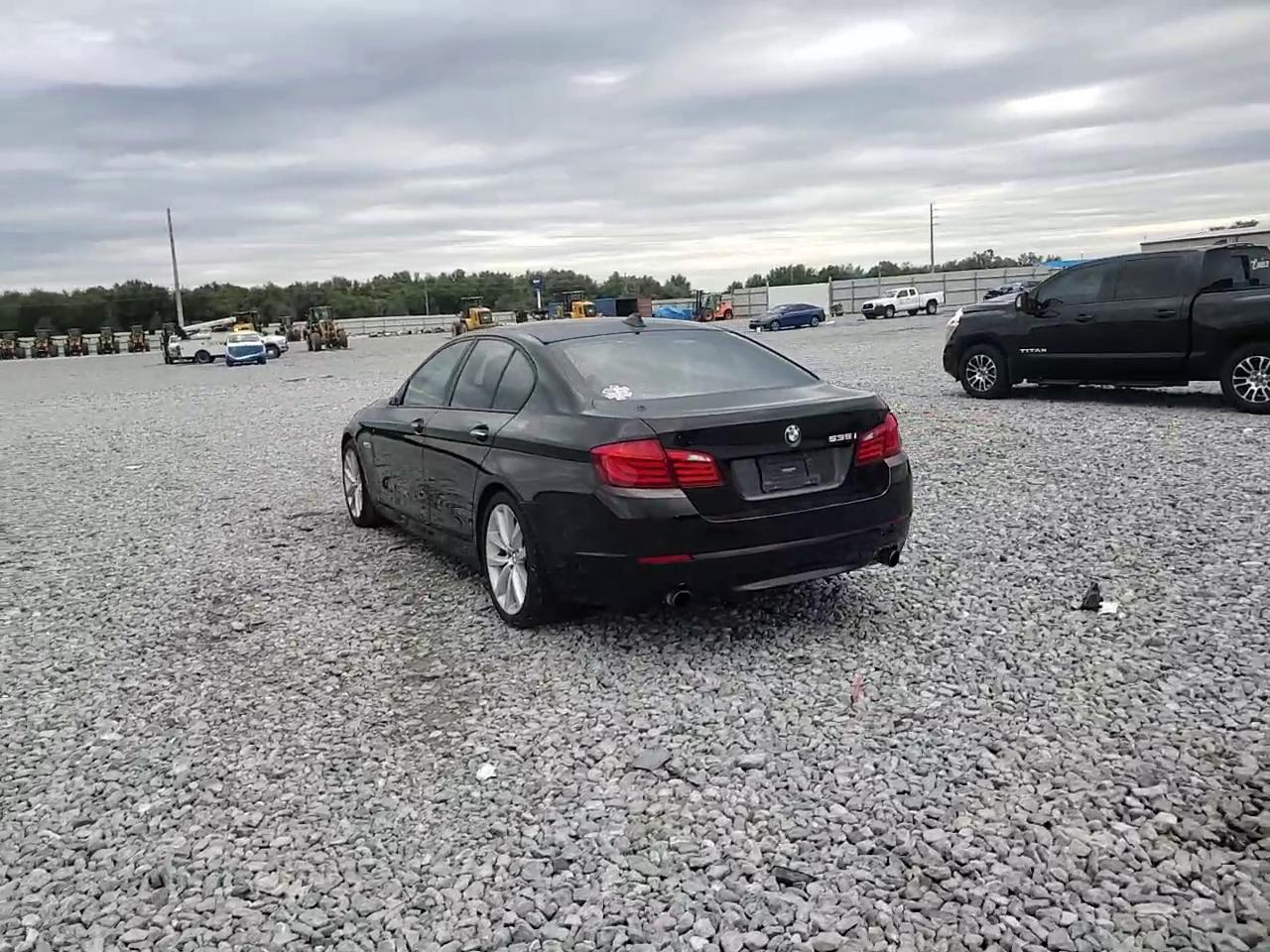 Фото: WBAFR7C56BC804155