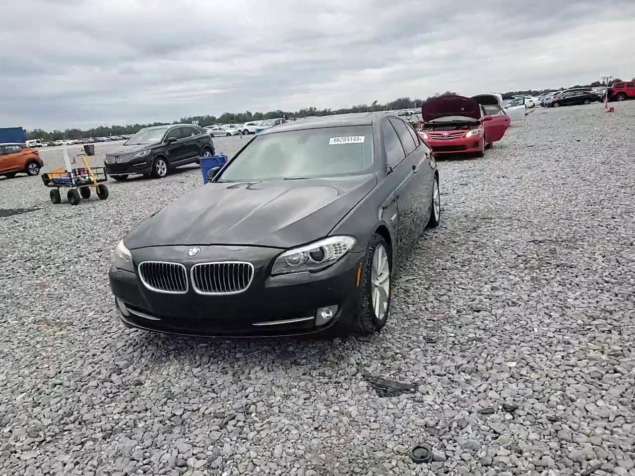 Фото: WBAFR7C56BC804155