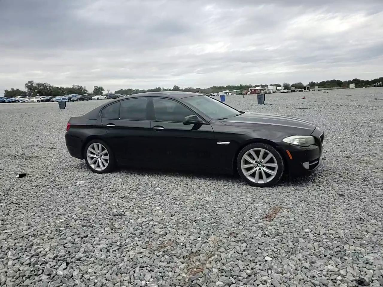 Фото: WBAFR7C56BC804155