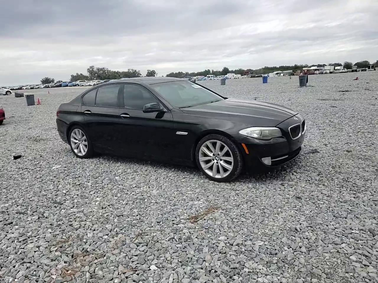 Фото: WBAFR7C56BC804155