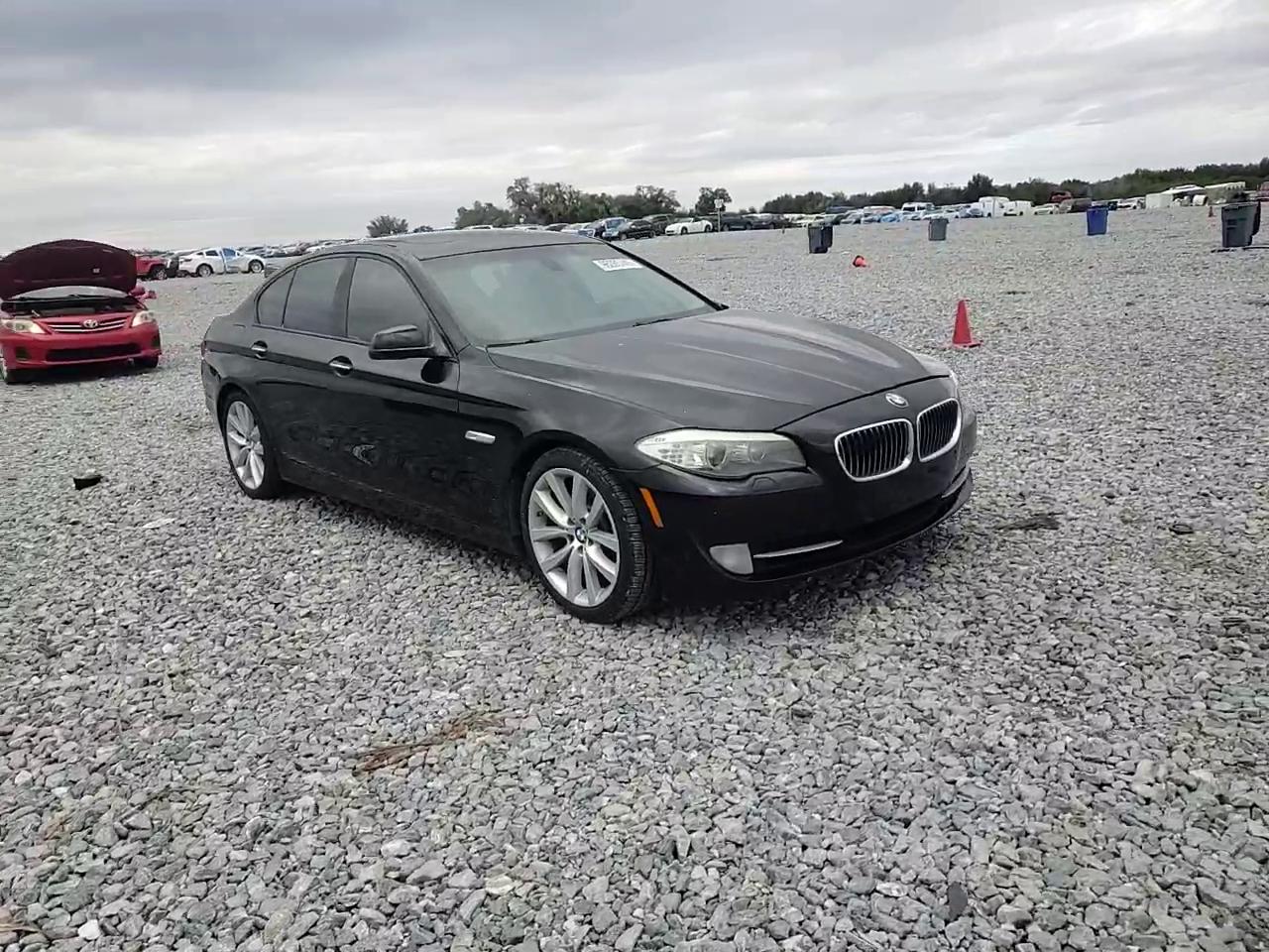 Фото: WBAFR7C56BC804155