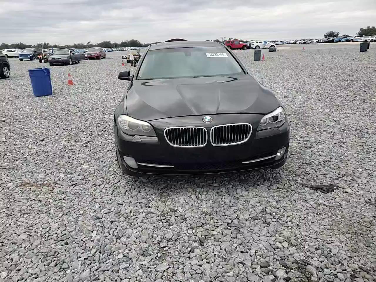 Фото: WBAFR7C56BC804155