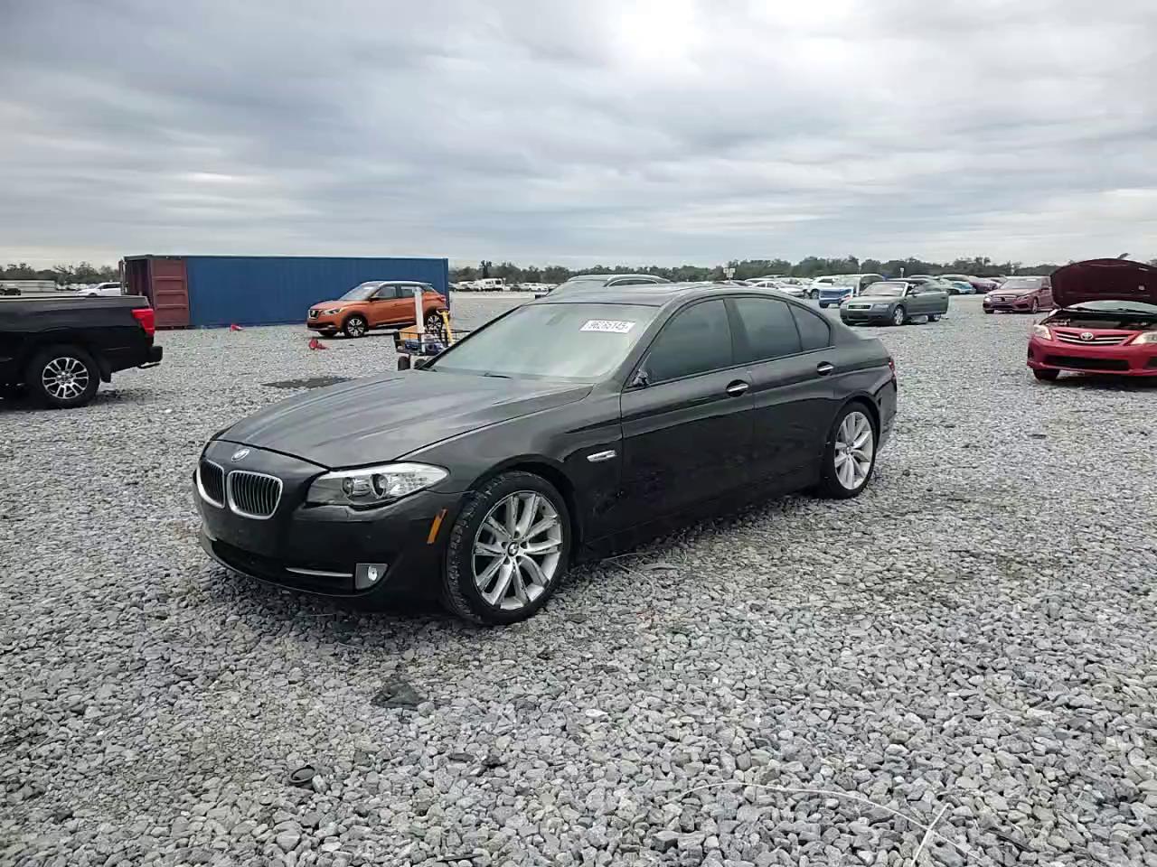 Фото: WBAFR7C56BC804155