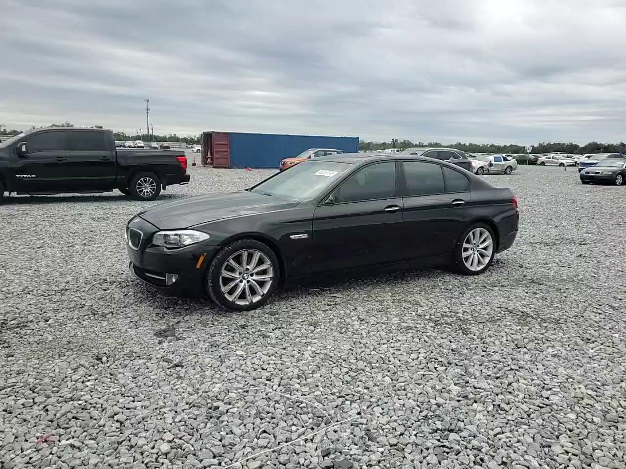 Фото: WBAFR7C56BC804155