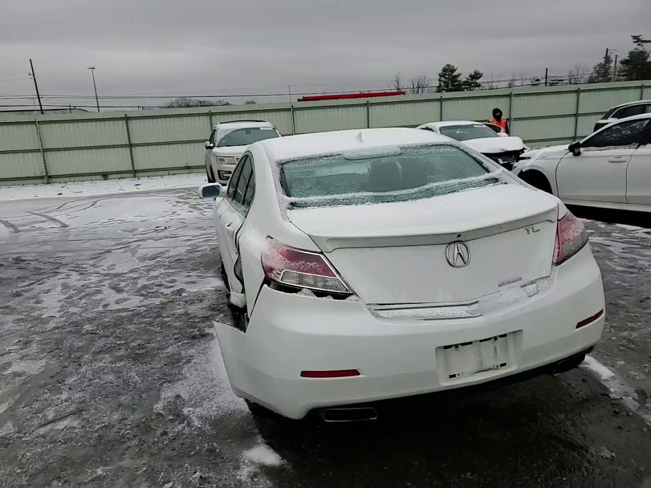 Фото: 19UUA9F57EA001915