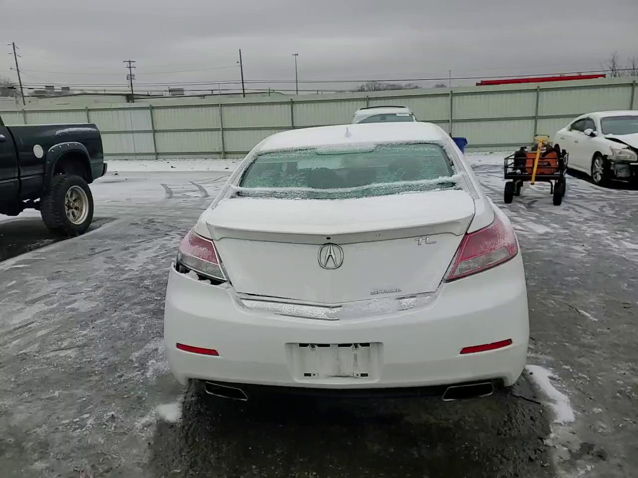 Фото: 19UUA9F57EA001915