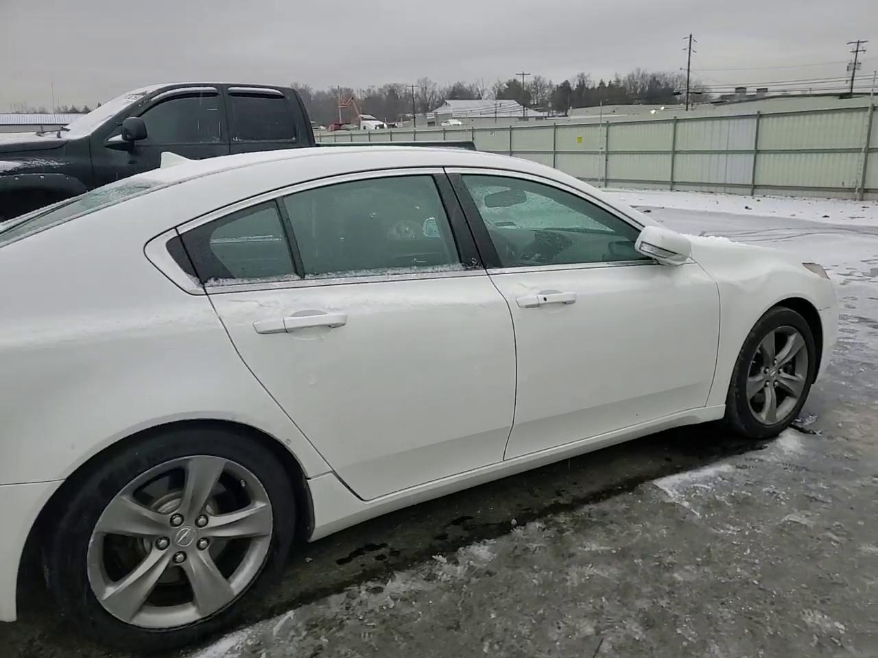 Фото: 19UUA9F57EA001915