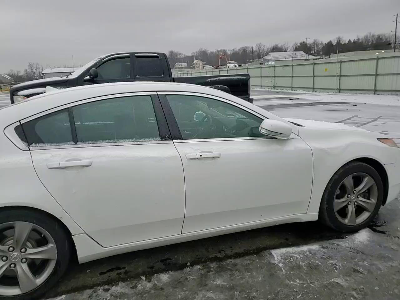 Фото: 19UUA9F57EA001915