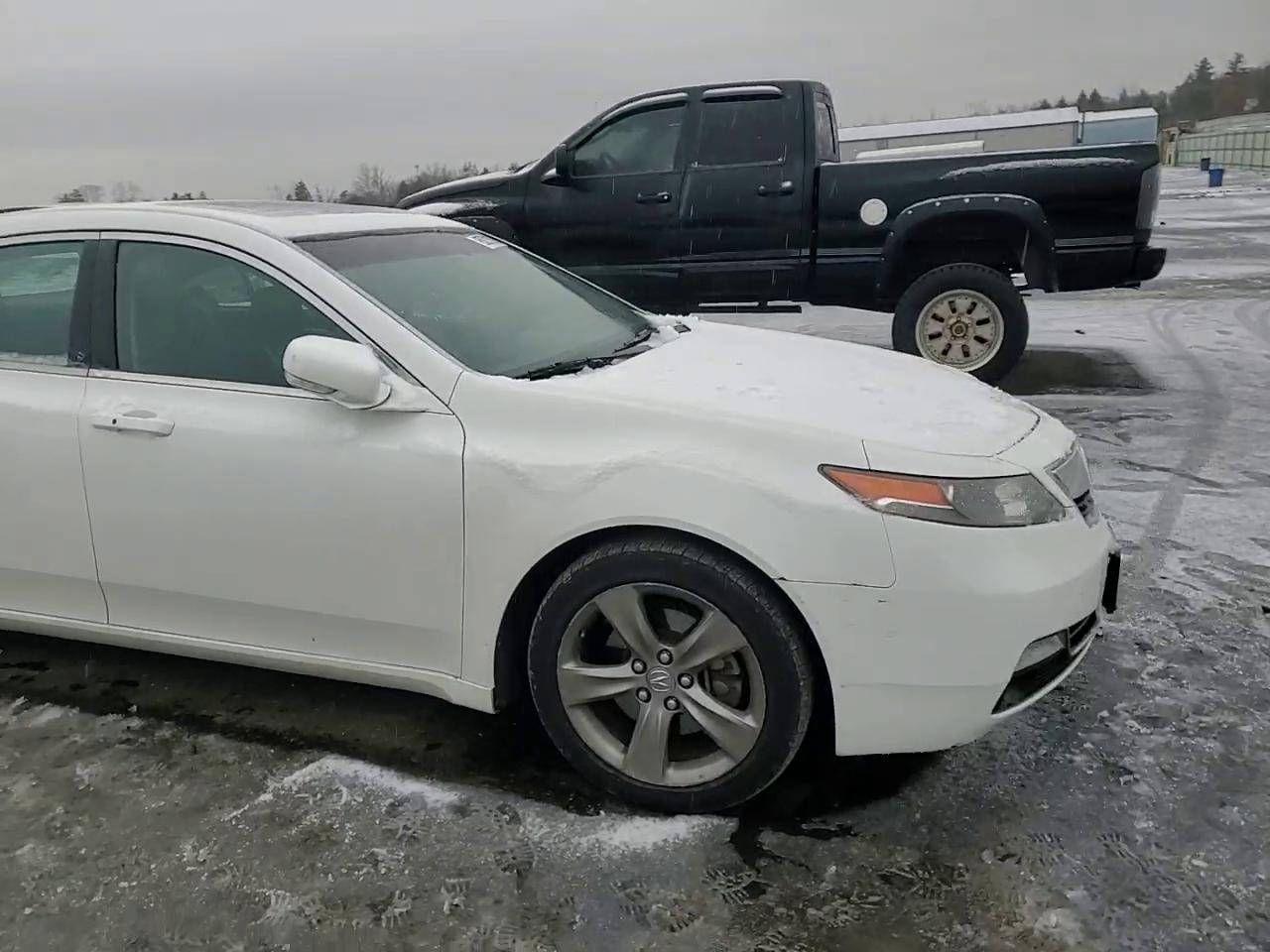 Фото: 19UUA9F57EA001915