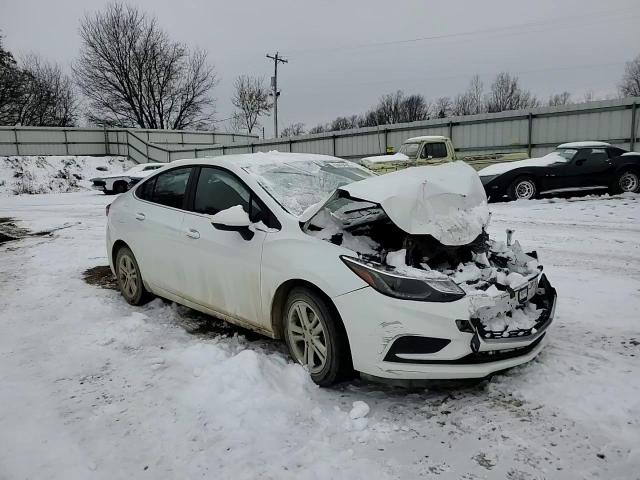 2017 Chevrolet Cruze Lt VIN: 1G1BE5SM8H7148318 Lot: 94454645