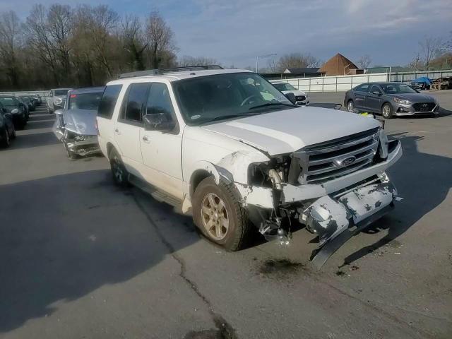 2010 Ford Expedition Xlt VIN: 1FMJU1G59AEB69465 Lot: 94913175