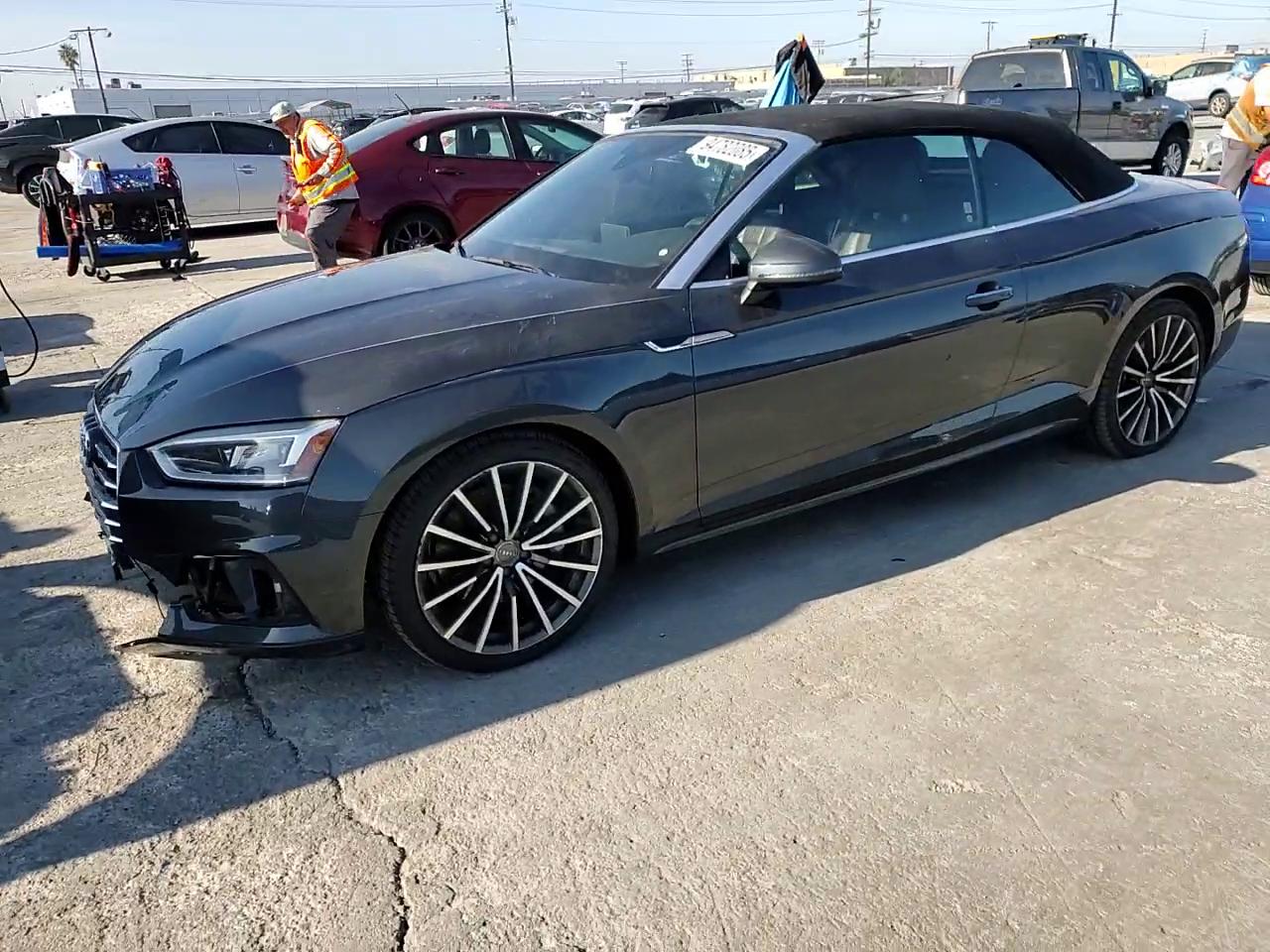 Фото: WAUYNGF58JN006100