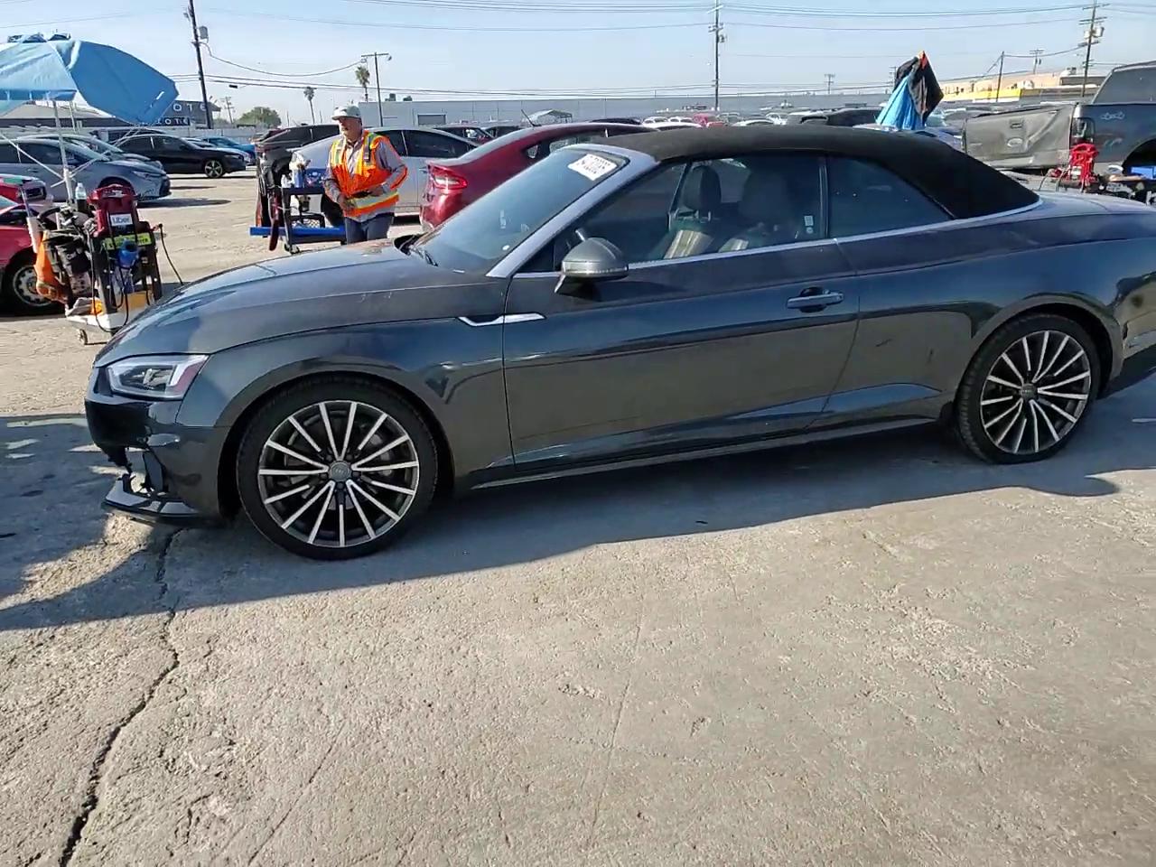 Фото: WAUYNGF58JN006100