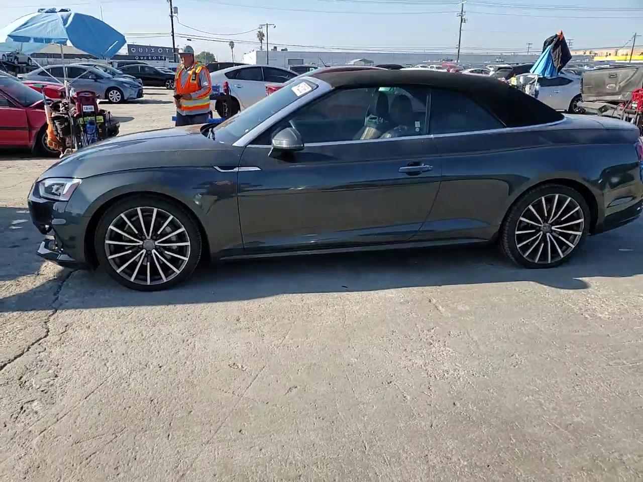 Фото: WAUYNGF58JN006100