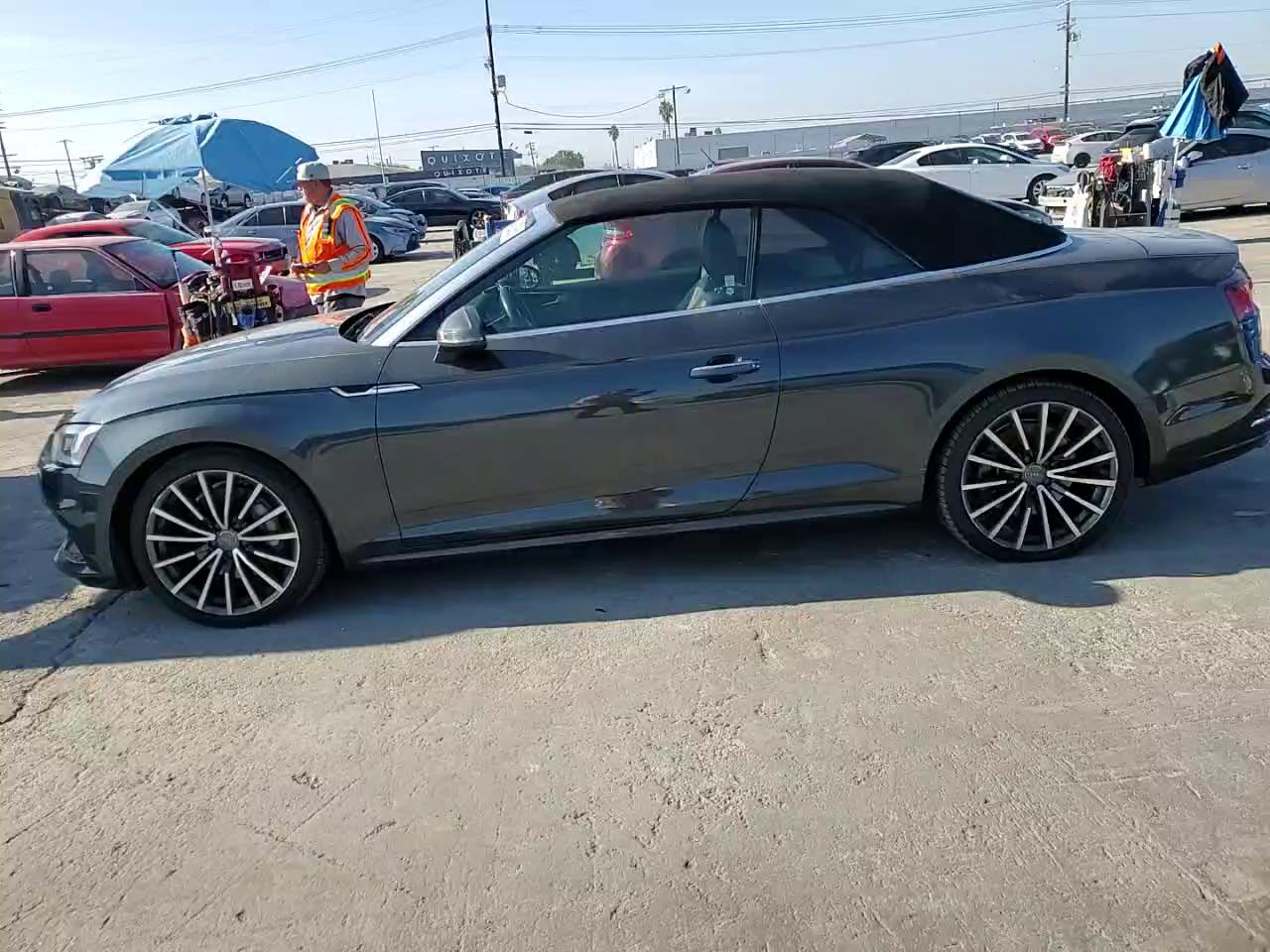 Фото: WAUYNGF58JN006100