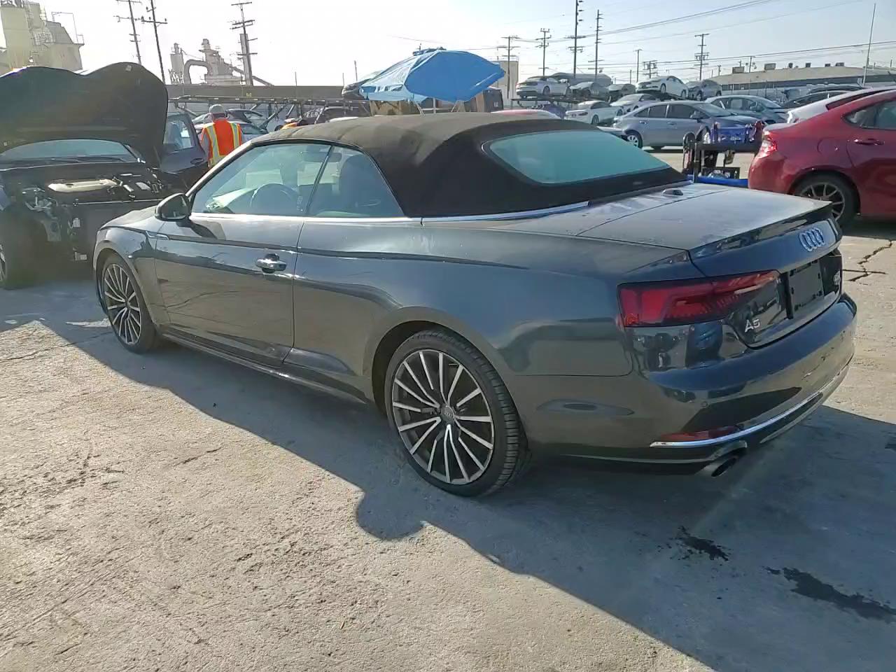 Фото: WAUYNGF58JN006100