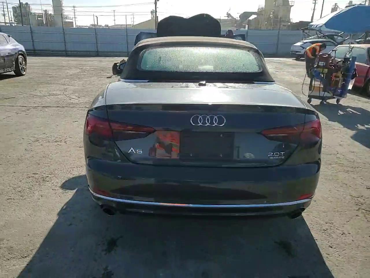 Фото: WAUYNGF58JN006100