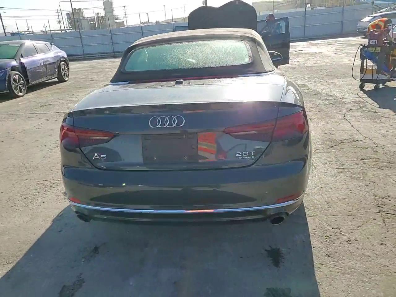 Фото: WAUYNGF58JN006100