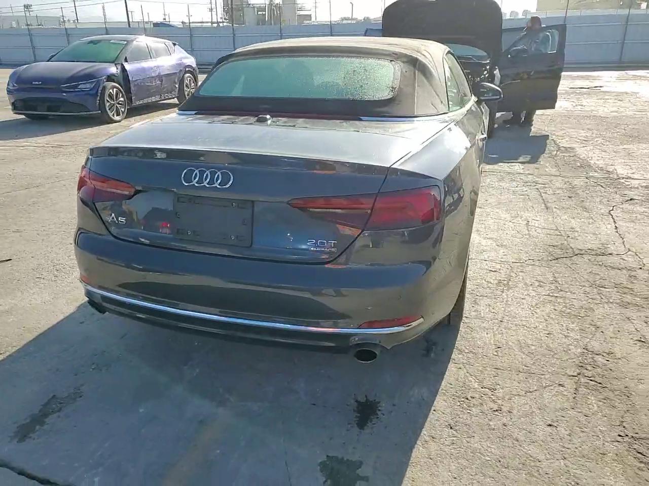 Фото: WAUYNGF58JN006100