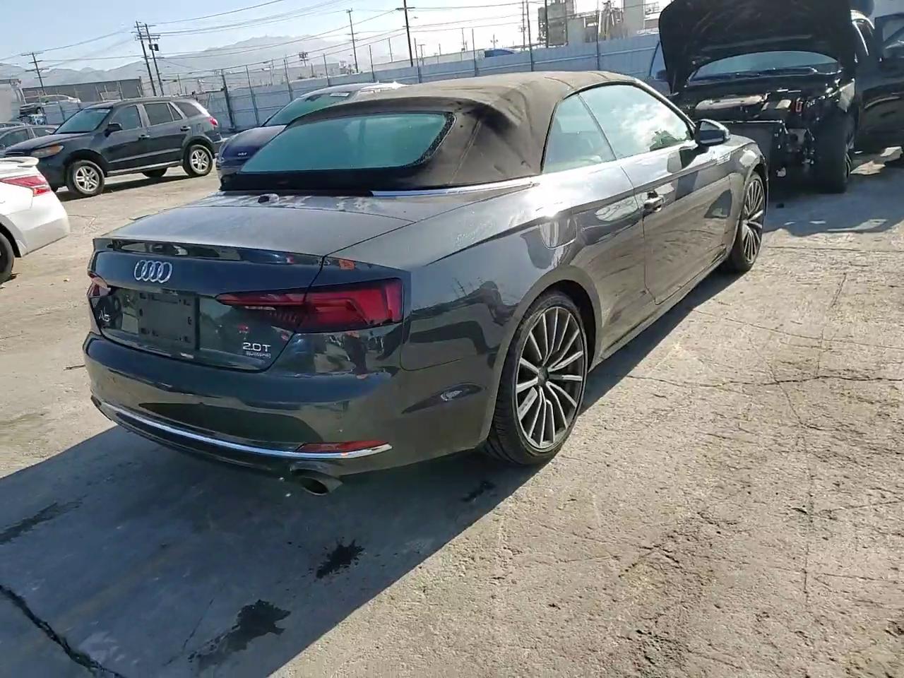 Фото: WAUYNGF58JN006100