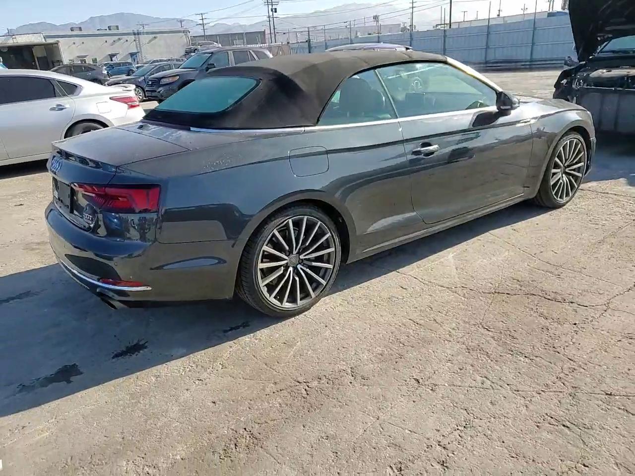 Фото: WAUYNGF58JN006100