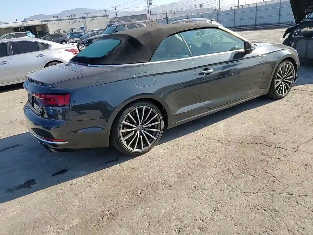 Фото: WAUYNGF58JN006100