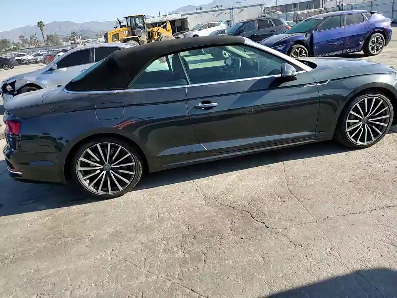 Фото: WAUYNGF58JN006100