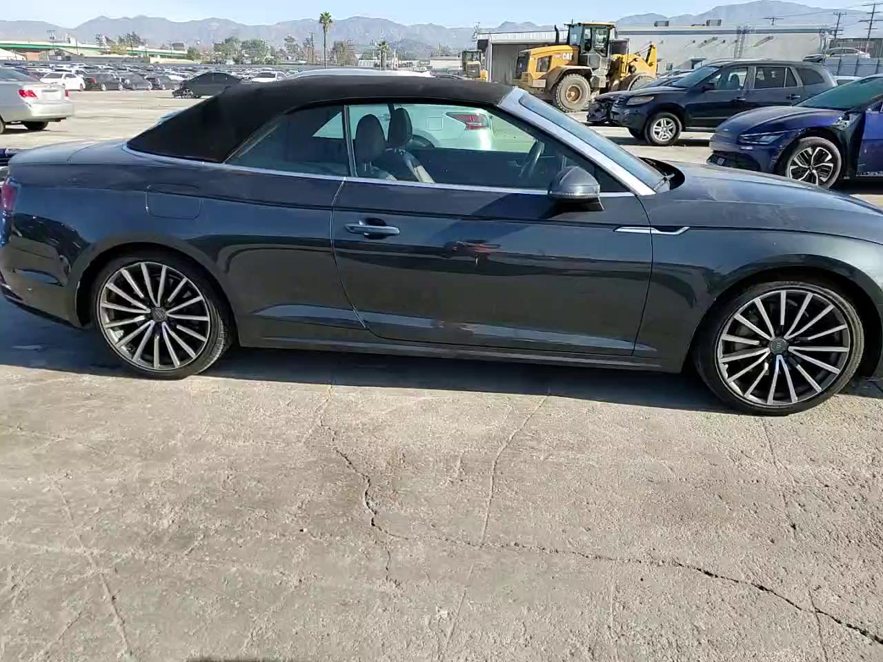 Фото: WAUYNGF58JN006100