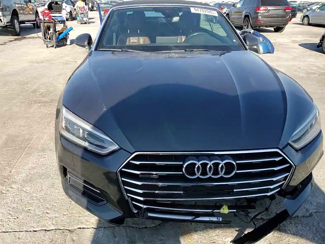 Фото: WAUYNGF58JN006100