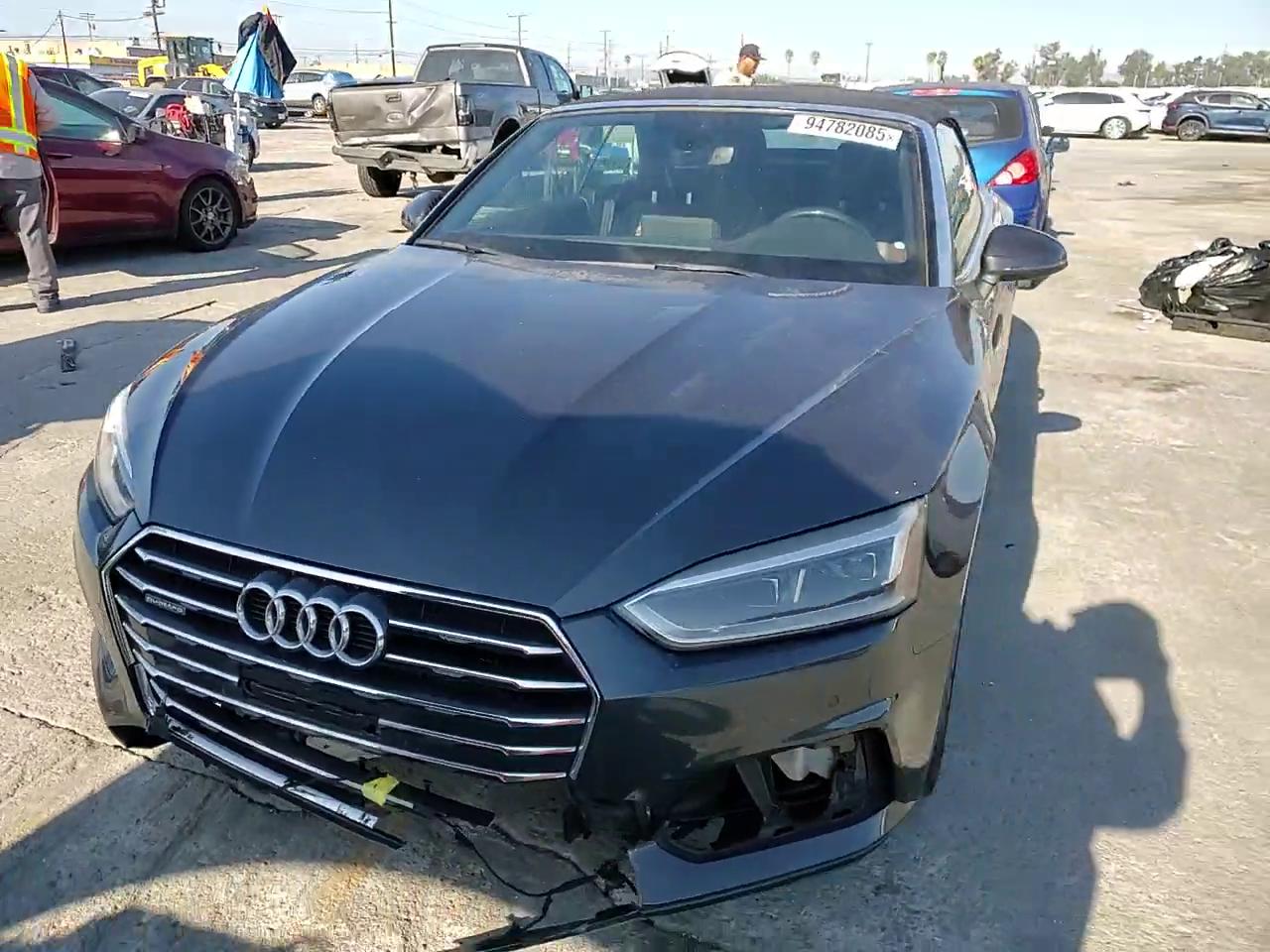 Фото: WAUYNGF58JN006100