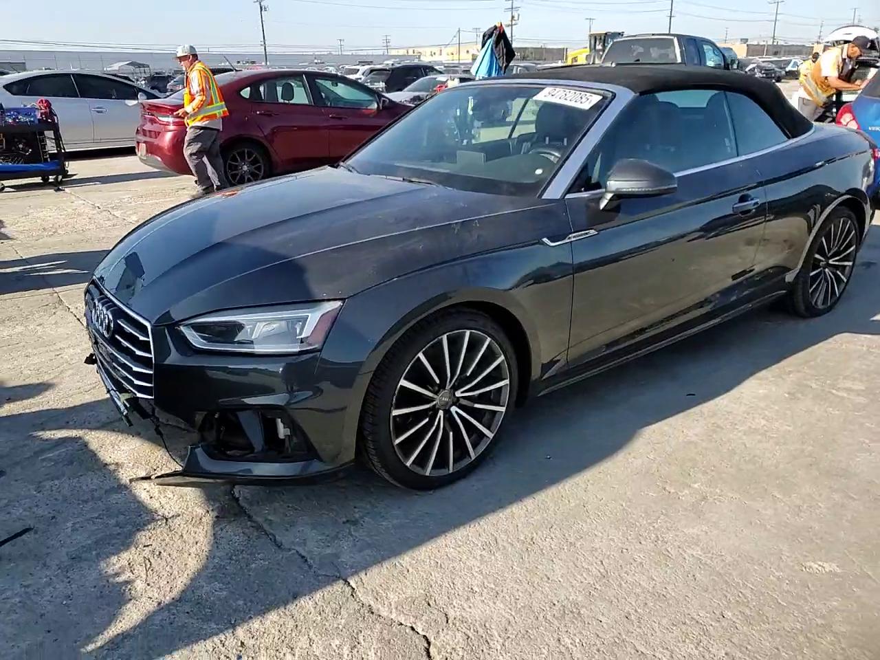 Фото: WAUYNGF58JN006100