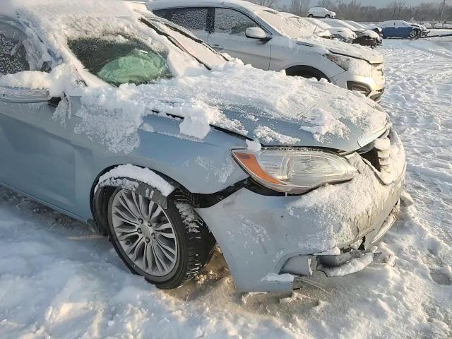 2013 Chrysler 200 Limited VIN: 1C3CCBCG0DN533570 Lot: 94967945