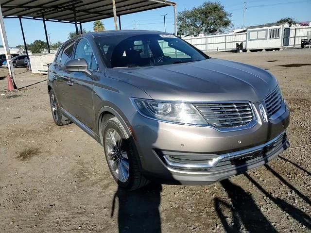 2016 Lincoln Mkx Reserve VIN: 2LMTJ8LP3GBL43637 Lot: 95768575
