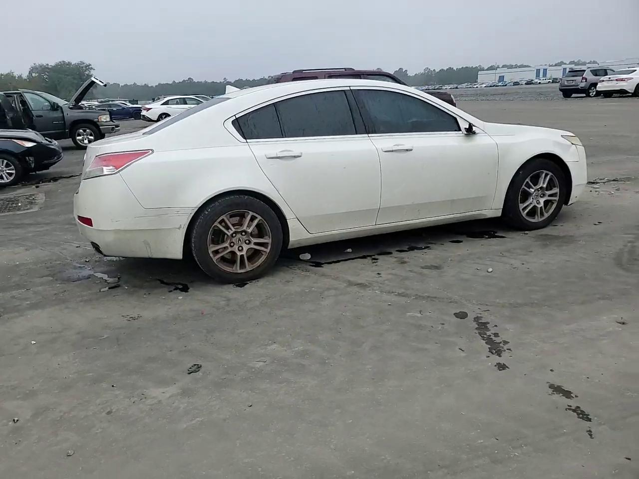 Фото: 19UUA86279A016047