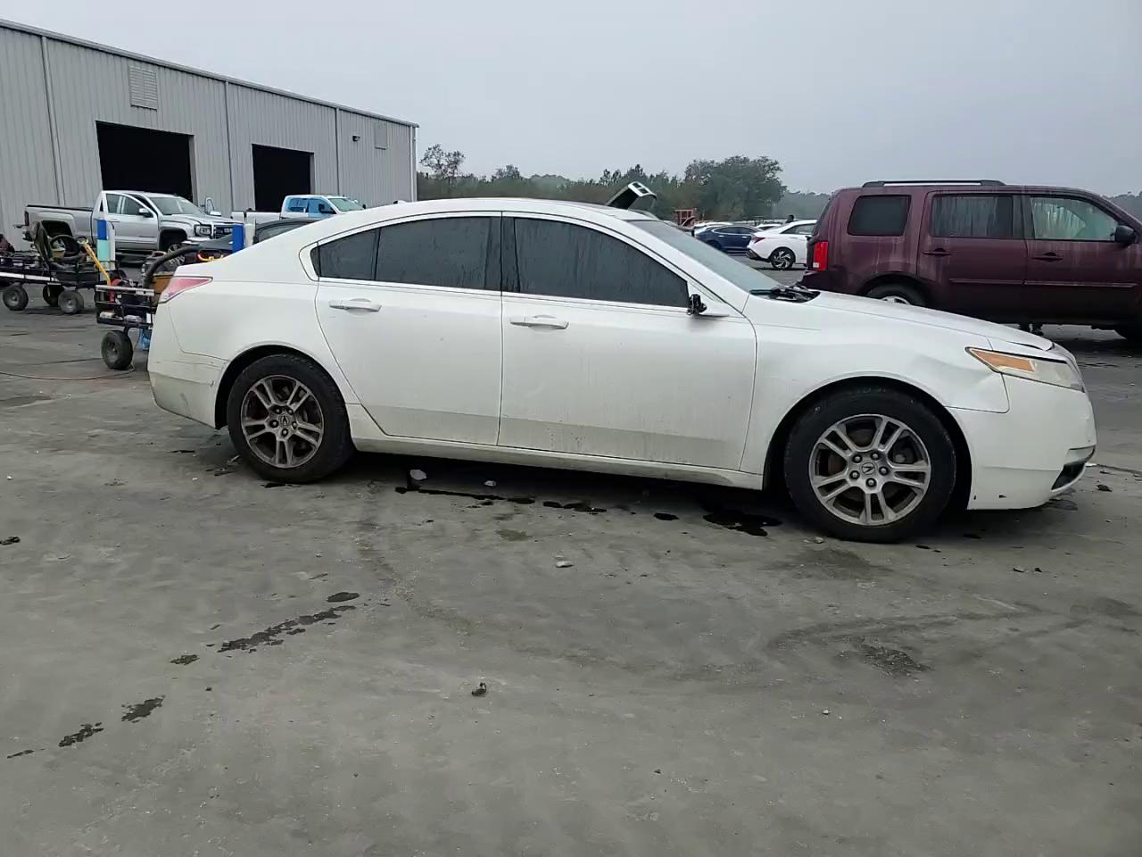 Фото: 19UUA86279A016047