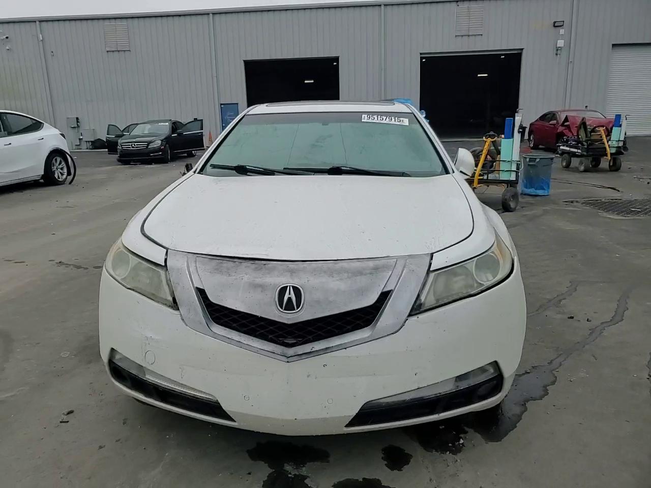 Фото: 19UUA86279A016047