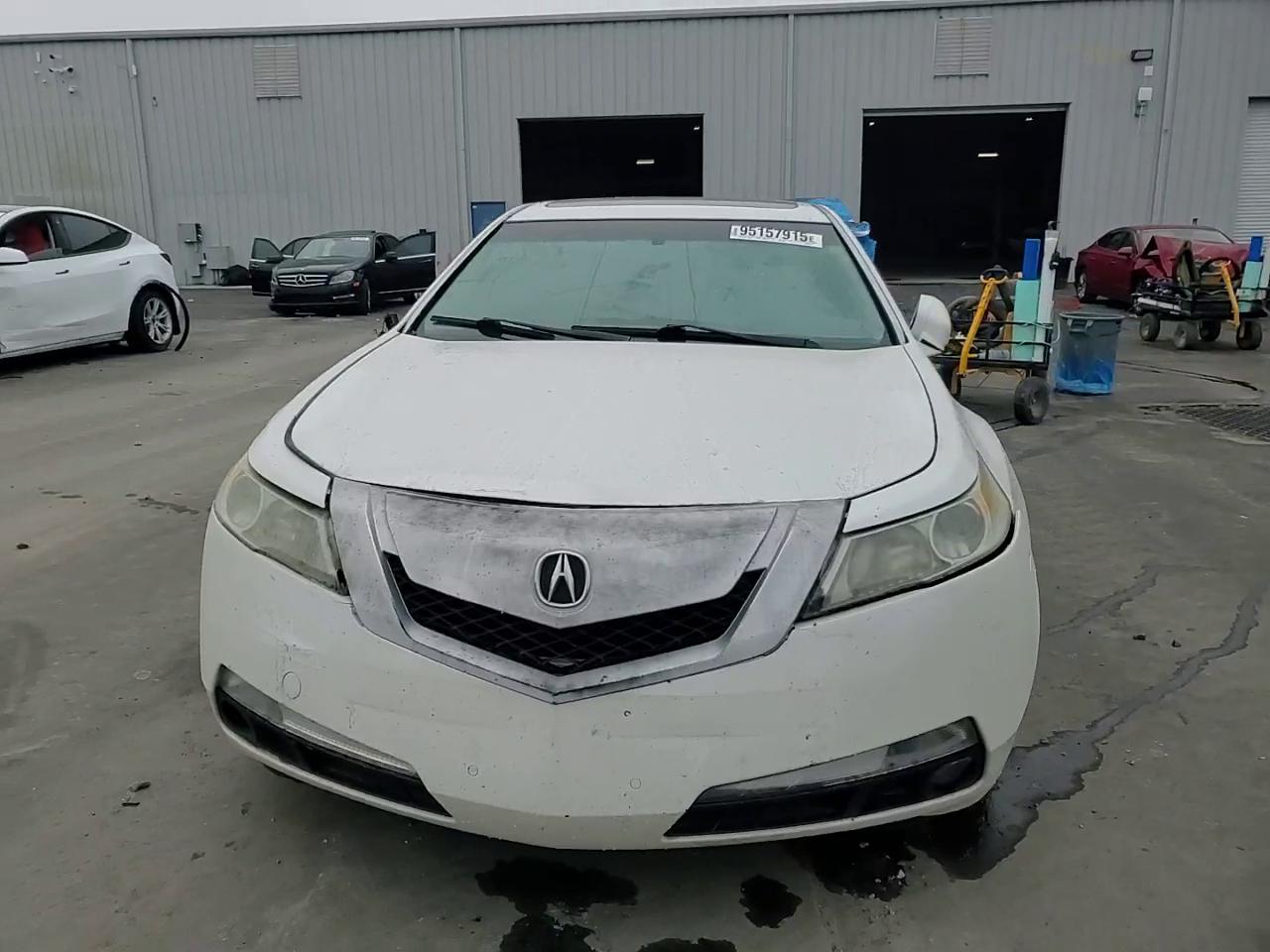 Фото: 19UUA86279A016047